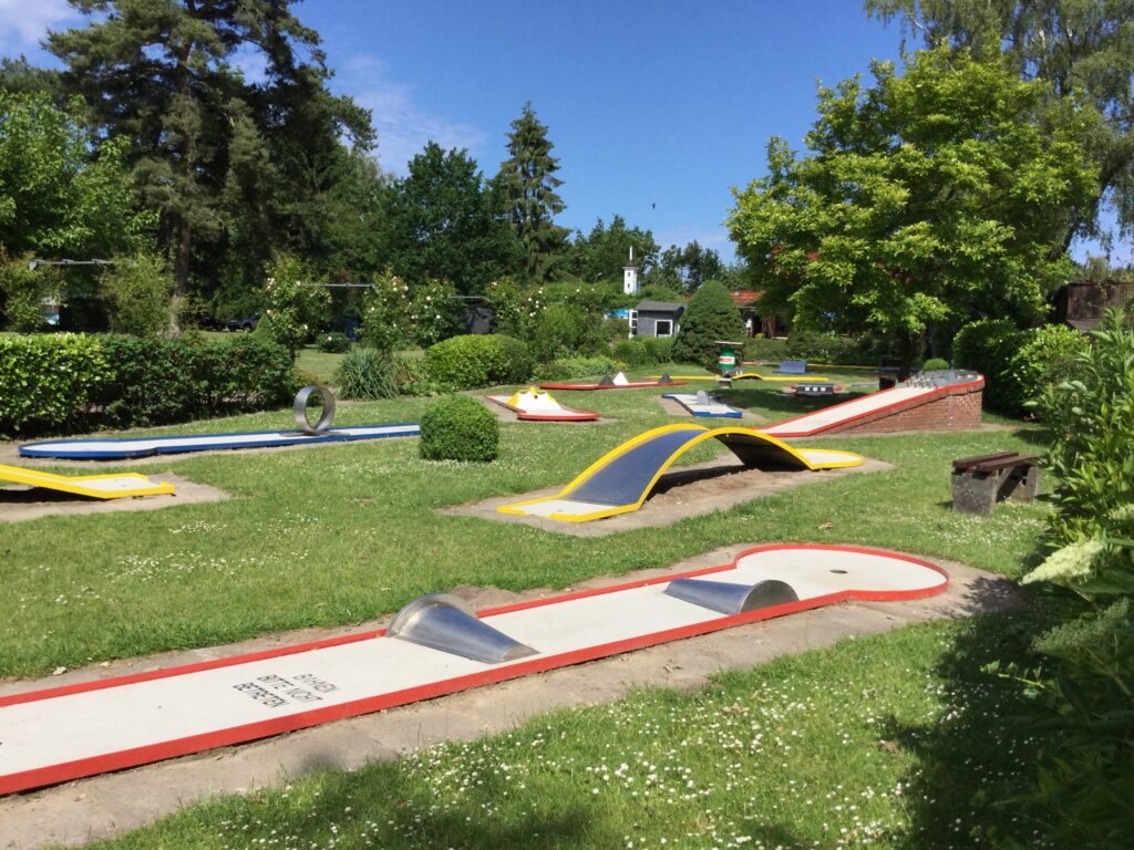 Minigolf im Irrgarten Probsteierhagen